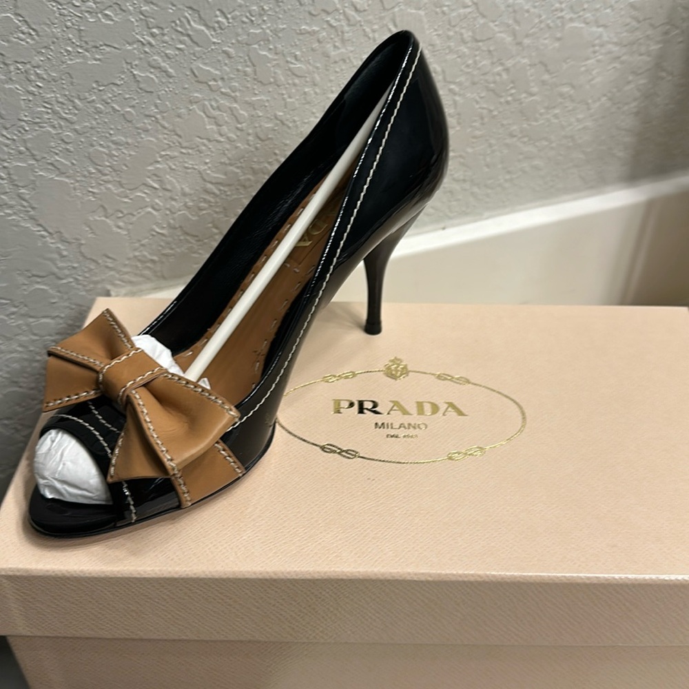 Prada sling back bow pumps